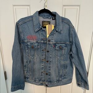 Levi’s x Star Wars Limited Edition Denim Jean Jacket R2D2 Size Large
